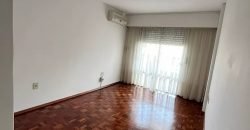 En Alquiler Hermoso apto de dos dormitorios dos baños y servicio en pocitos