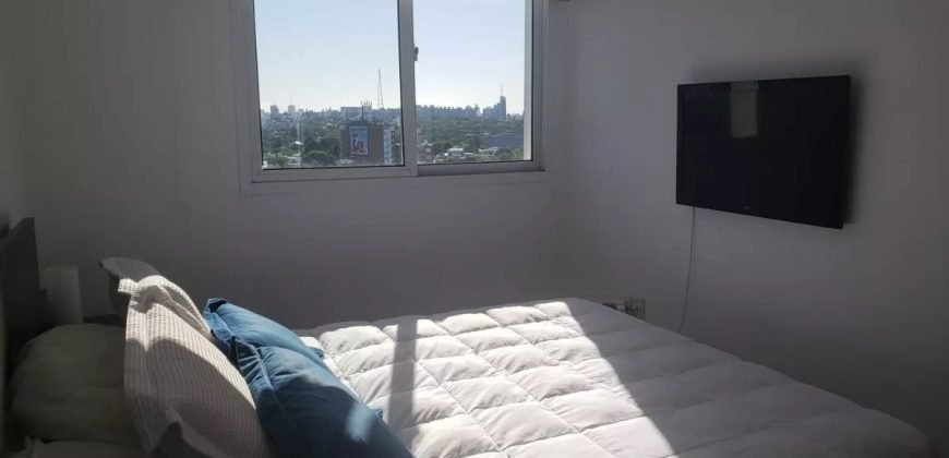 En Alquiler Luminoso apto 2 dormitorios garage en Parque Batlle